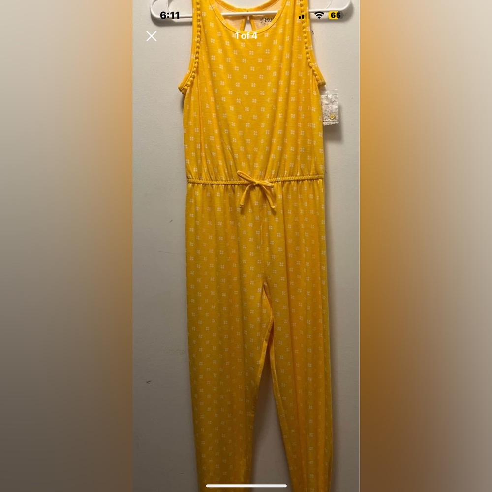 Girls size 10/12 romper. *NEW!